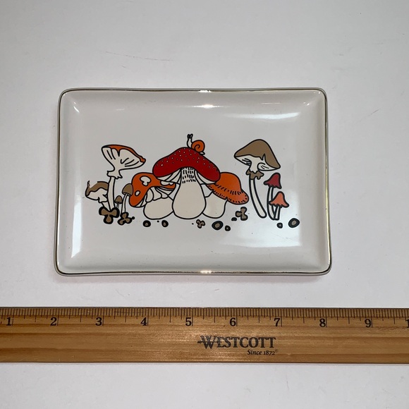 Mushroom Design Rectangular Tray - Picture 5 of 6